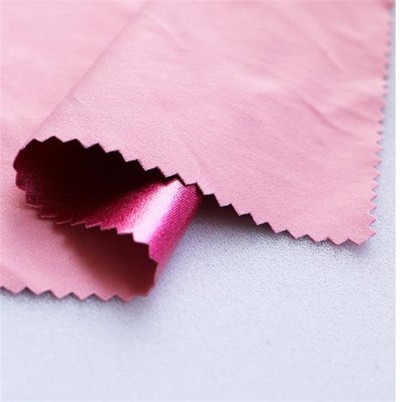 DG-XM performance clothing TPU composite fabric TPU transparent film milk silk bronzing 100% polyester + 100% TPU weight: 205g burst shirt fabric back view